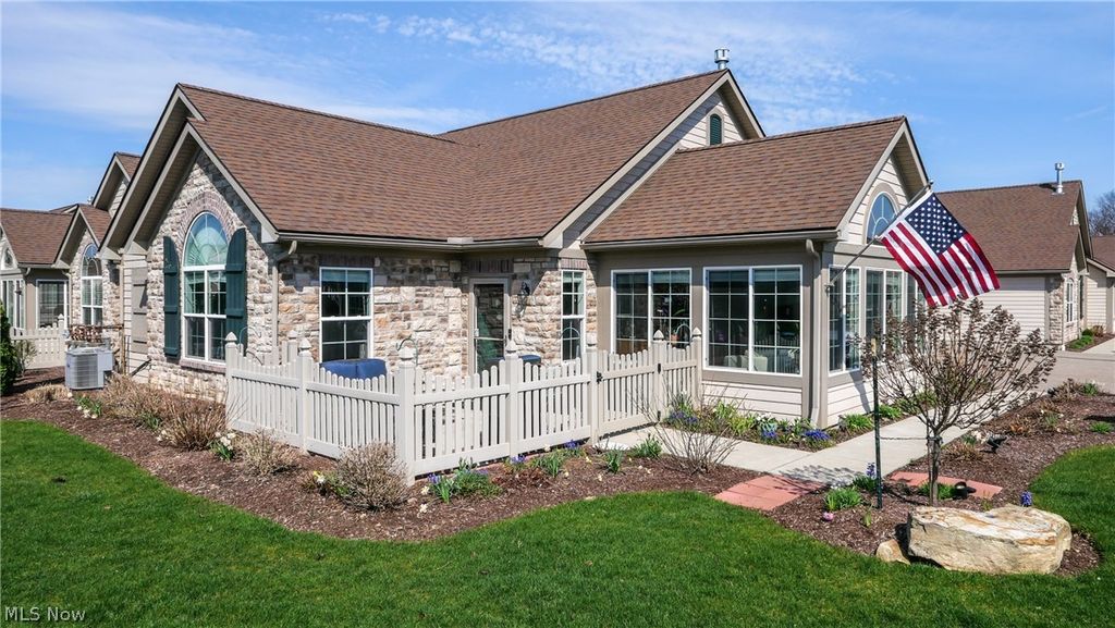 Photo of 1954 Fairways Drive, Streetsboro, OH 44241 (MLS # 5200342)