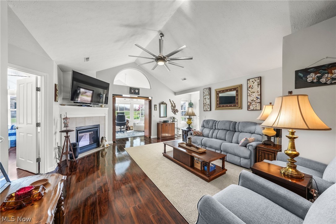 Boulder Crk Condo Bldg 21 - Residential