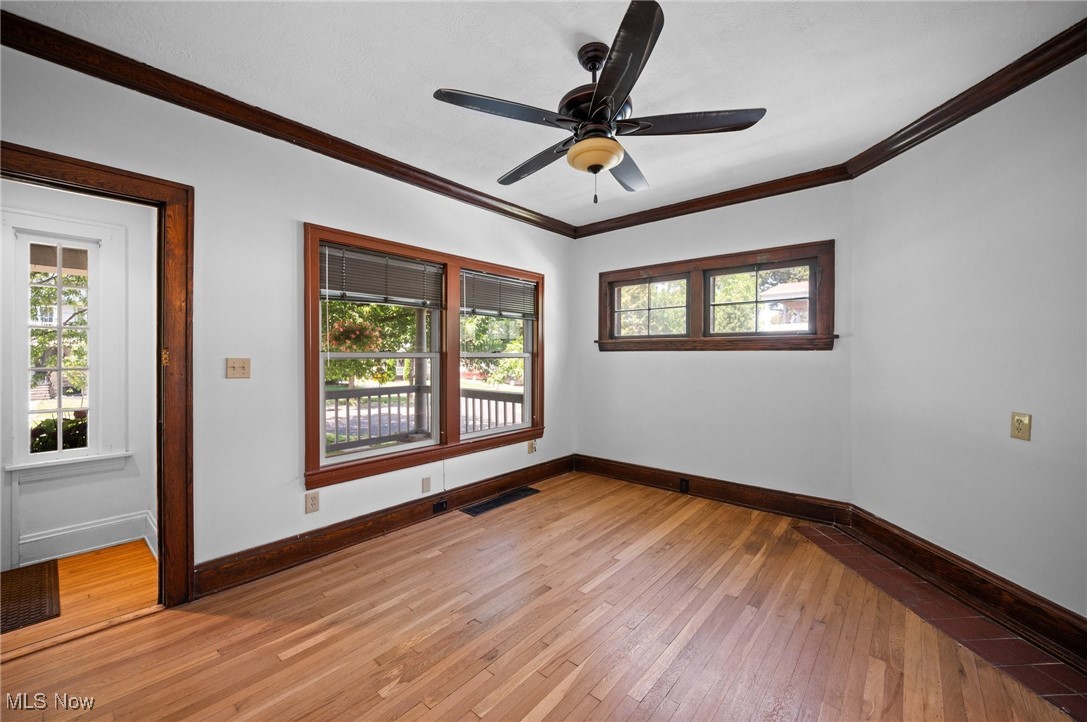 1303 W 102nd Street