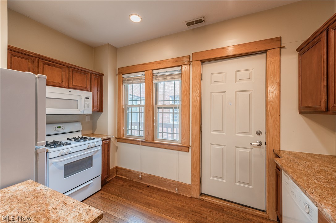 University View Condo - Residential