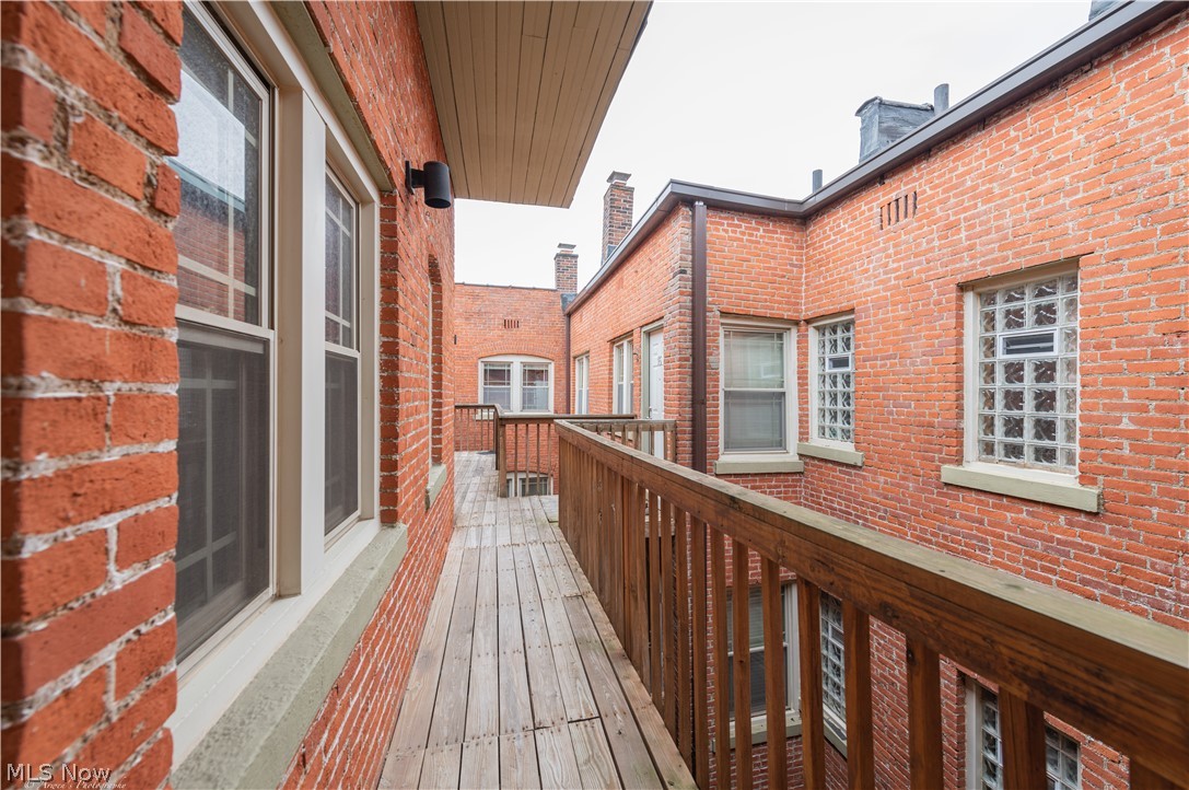 University View Condo - Residential