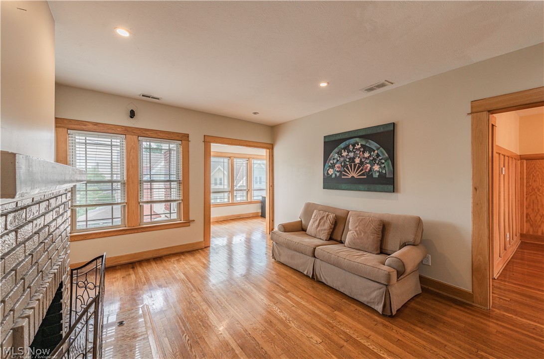 University View Condo - Residential