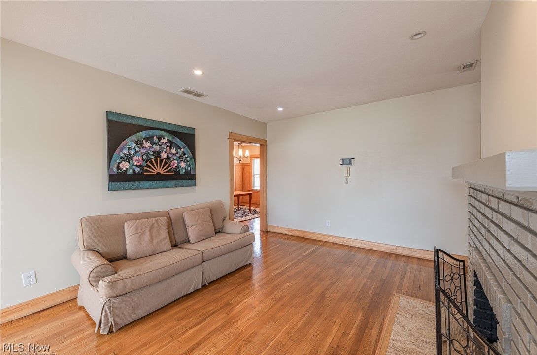 University View Condo - Residential