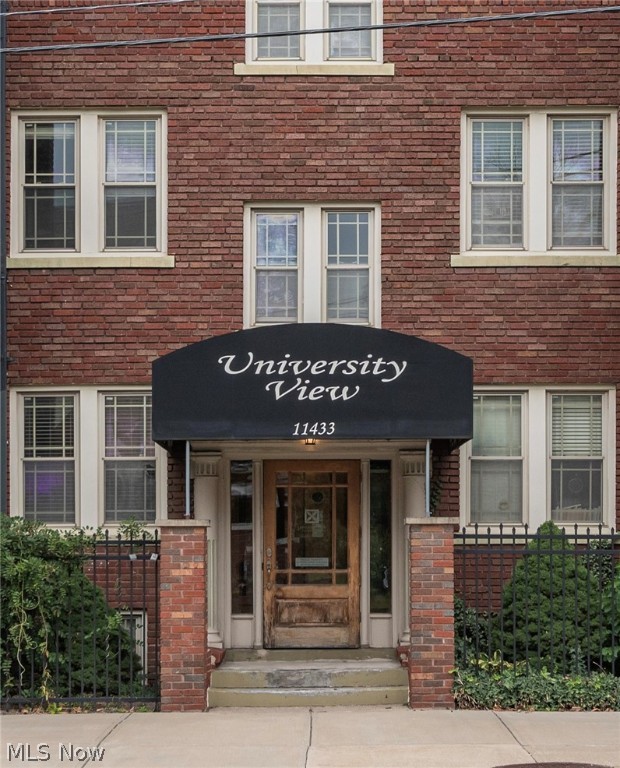 University View Condo - Residential