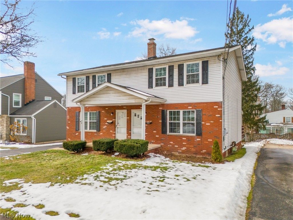 Photo of 2030 11th Street, Cuyahoga Falls, OH 44221 (MLS # 5187589)