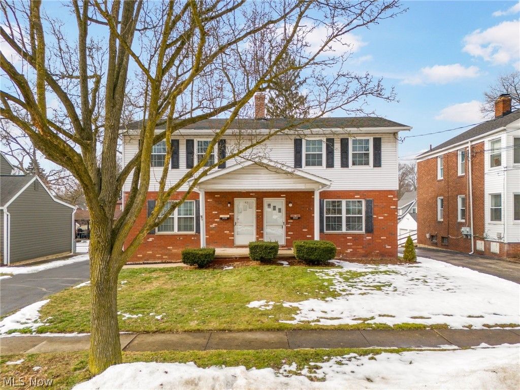 Photo of 2030 11th Street, Cuyahoga Falls, OH 44221 (MLS # 5187589)