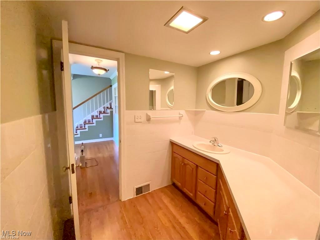 1691 Knob Hill Drive, Coshocton, Ohio image 20