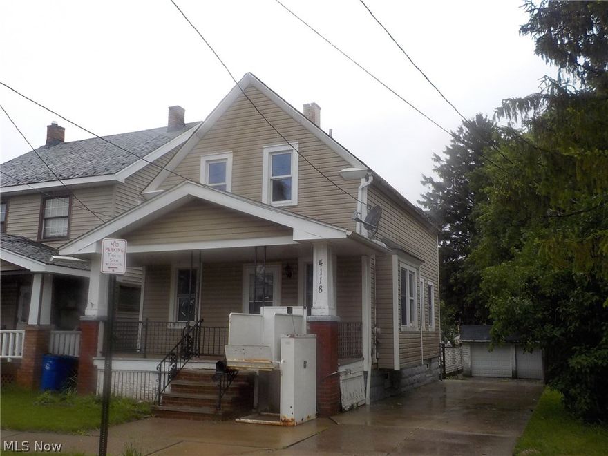 * 3 Bedroom Bungalow with Vinyl Siding * * HUD Owned Property Sold AS-IS * Buyer is responsible for due diligence and inquiry of all property information/condition * FHA Insured Escrow * Owner Occupancy Restrictions may Apply * Equal Housing Opportunity *