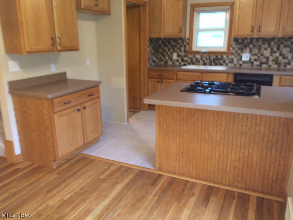 Lyndhurst Mdws 04 - Residential