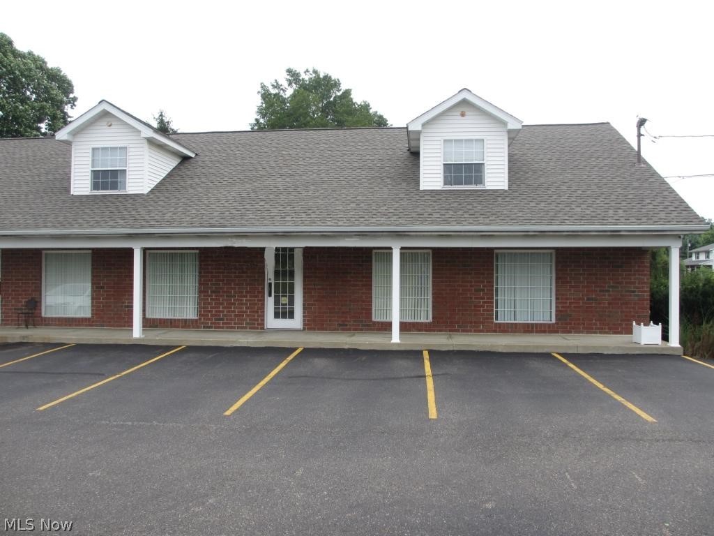Great opportunity for office space on Cleveland Ave in North Canton/Lake Twp. This spacious suite consists of 7 individual offices, a large foyer, 17x20' conference room, kitchen, and 2 bathrooms. $1,200/ month plus water, sewer, trash, gas and electric. Suite will be available for lease September 1st.
