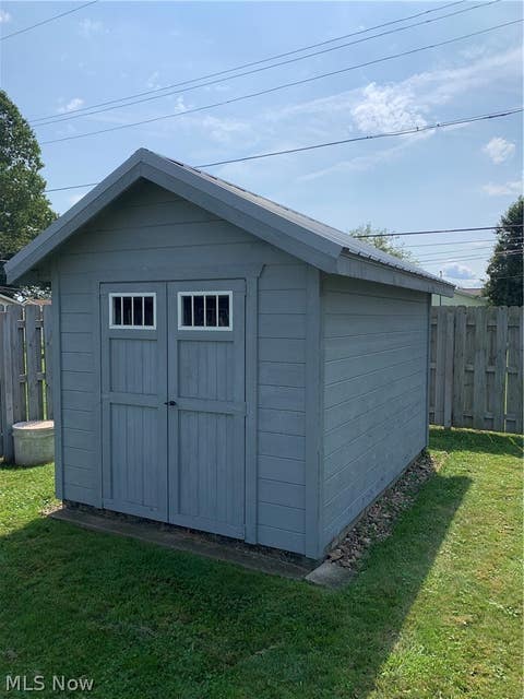 Tiny photo for 824 Hardesty Avenue NW, New Philadelphia, OH 44663 (MLS # 5239100)