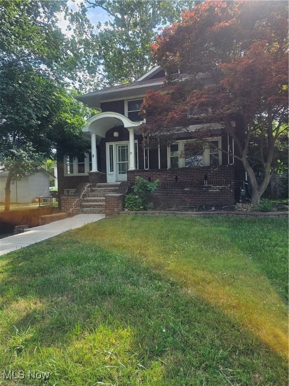 11 Adams Street