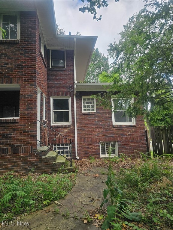 11 Adams Street