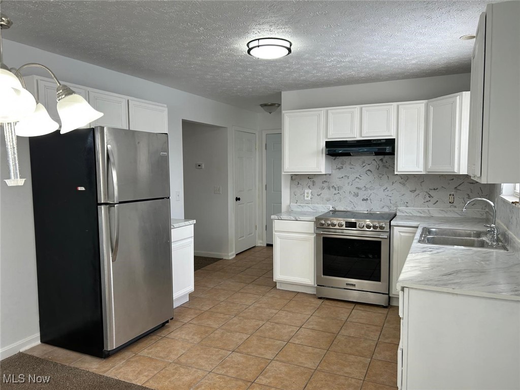 Lorenz Sandas 02 - Residential Lease