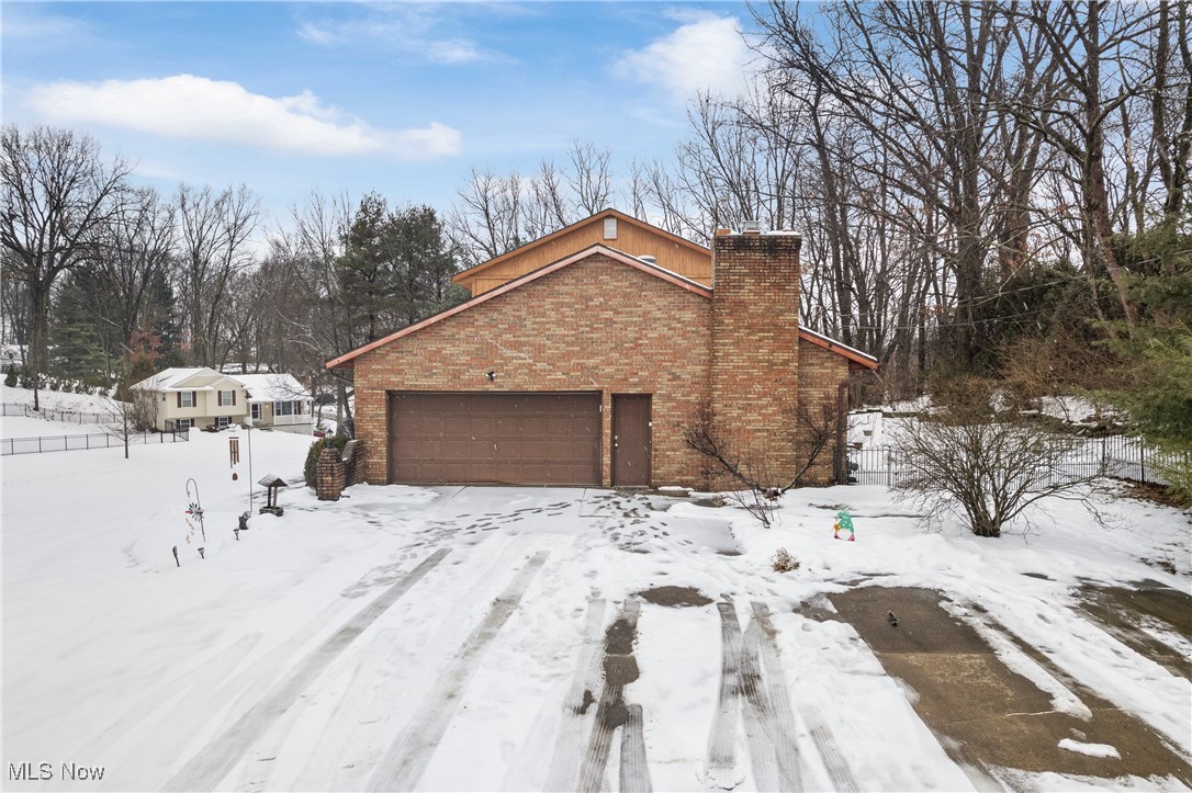 4582 Louise Drive, Canton, Ohio image 25