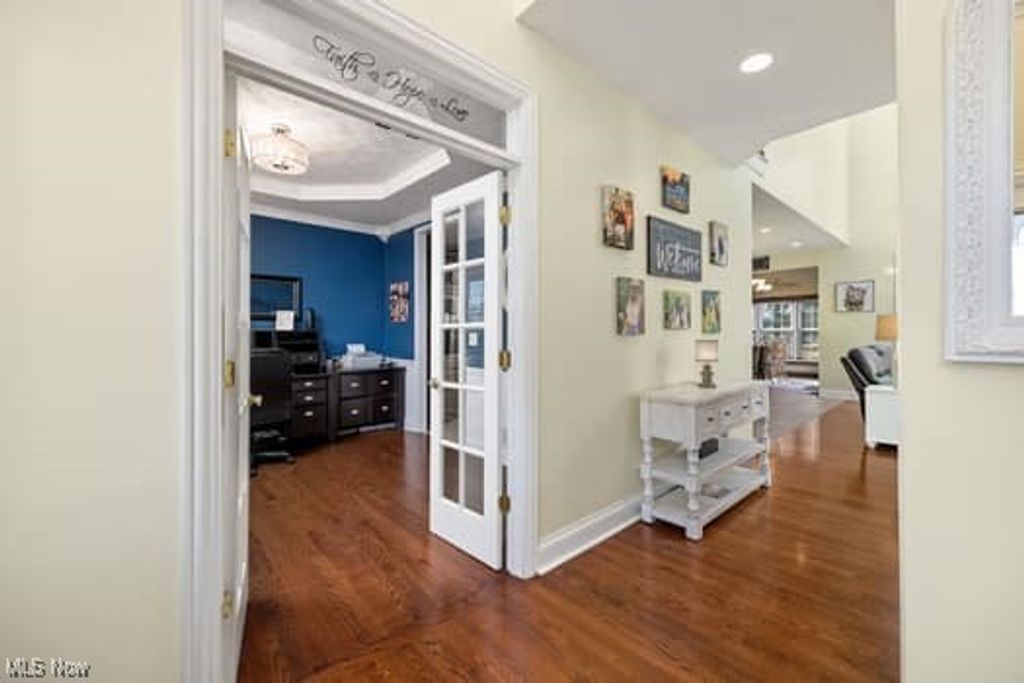 Photo of 811 Archwood Rd, Wadsworth, OH 44281 (MLS # 5168485)