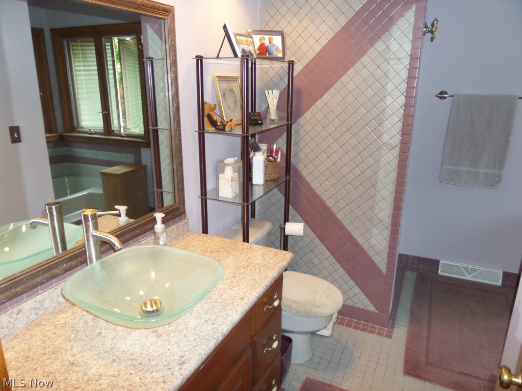 Quail Hollow - Residential