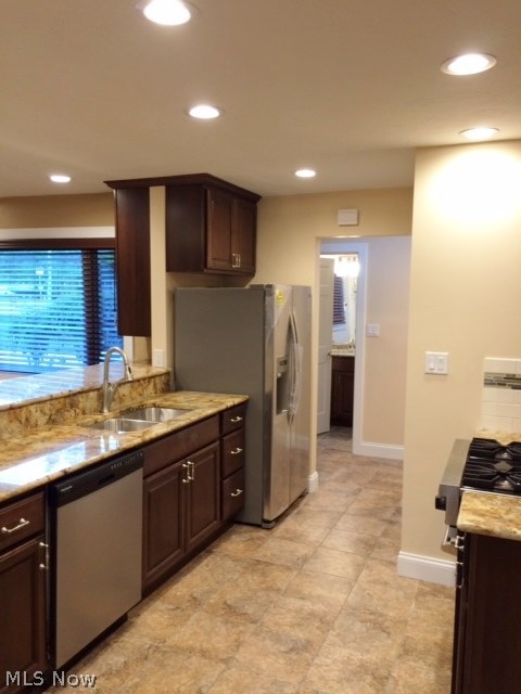 Dover - Residential Lease