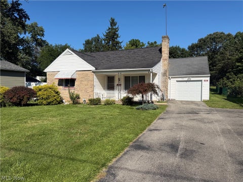 Tiny photo for 40 N West ST, Columbiana, OH 44408 (MLS # 5240594)