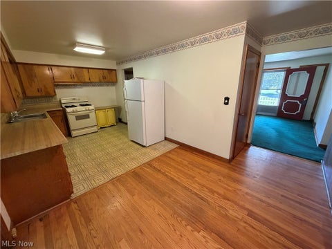 Tiny photo for 40 N West ST, Columbiana, OH 44408 (MLS # 5240594)