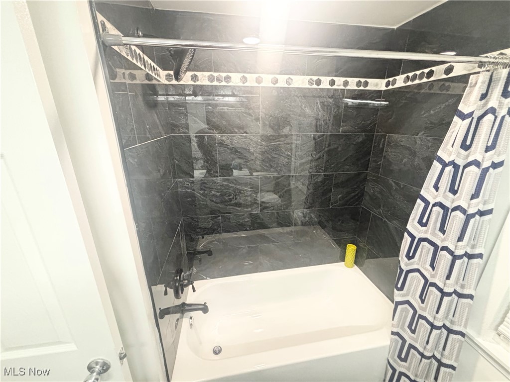 1305 W 85th Street, Cleveland, Ohio image 25