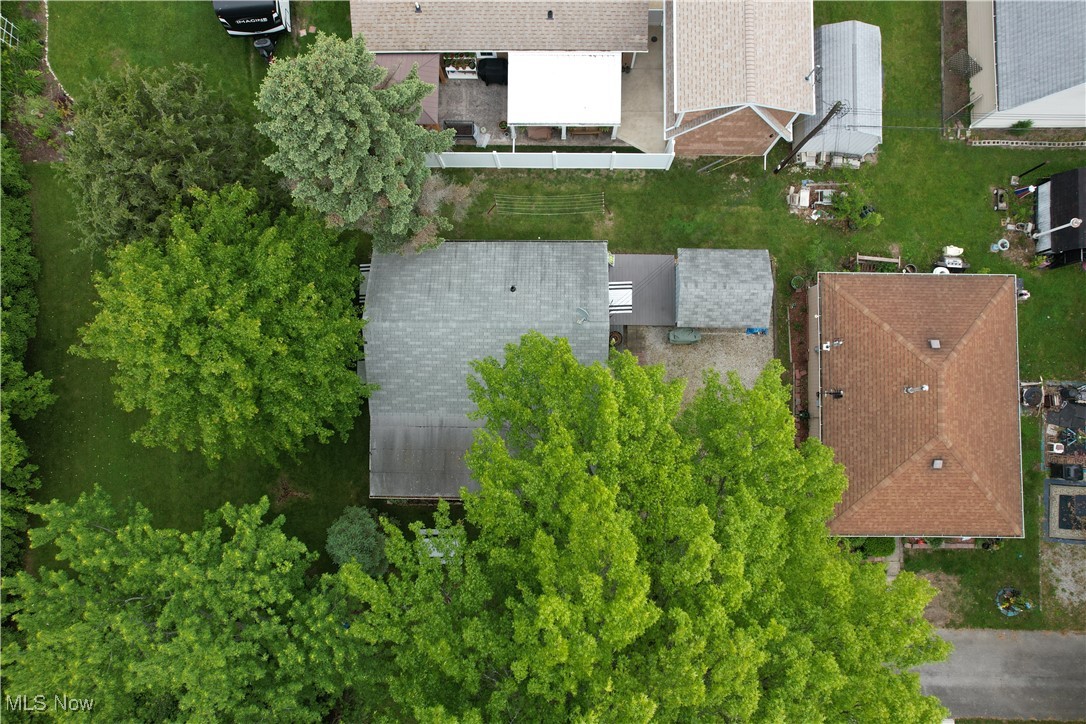 5813 E Gordon Shore Drive, Port Clinton, Ohio image 25