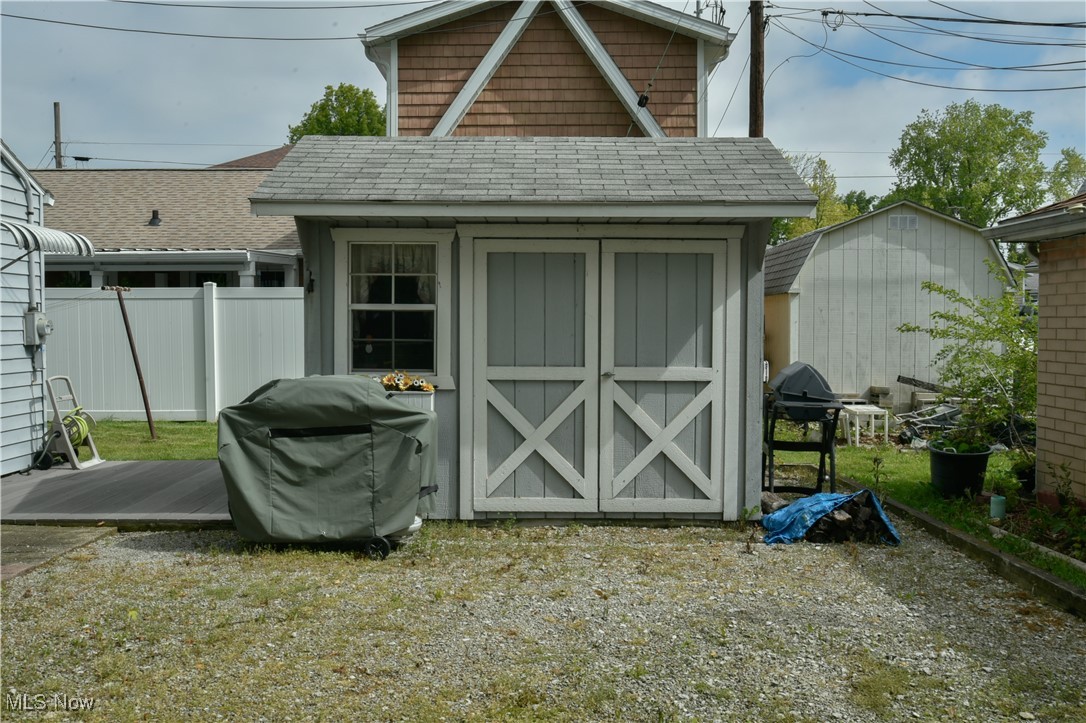 5813 E Gordon Shore Drive, Port Clinton, Ohio image 21