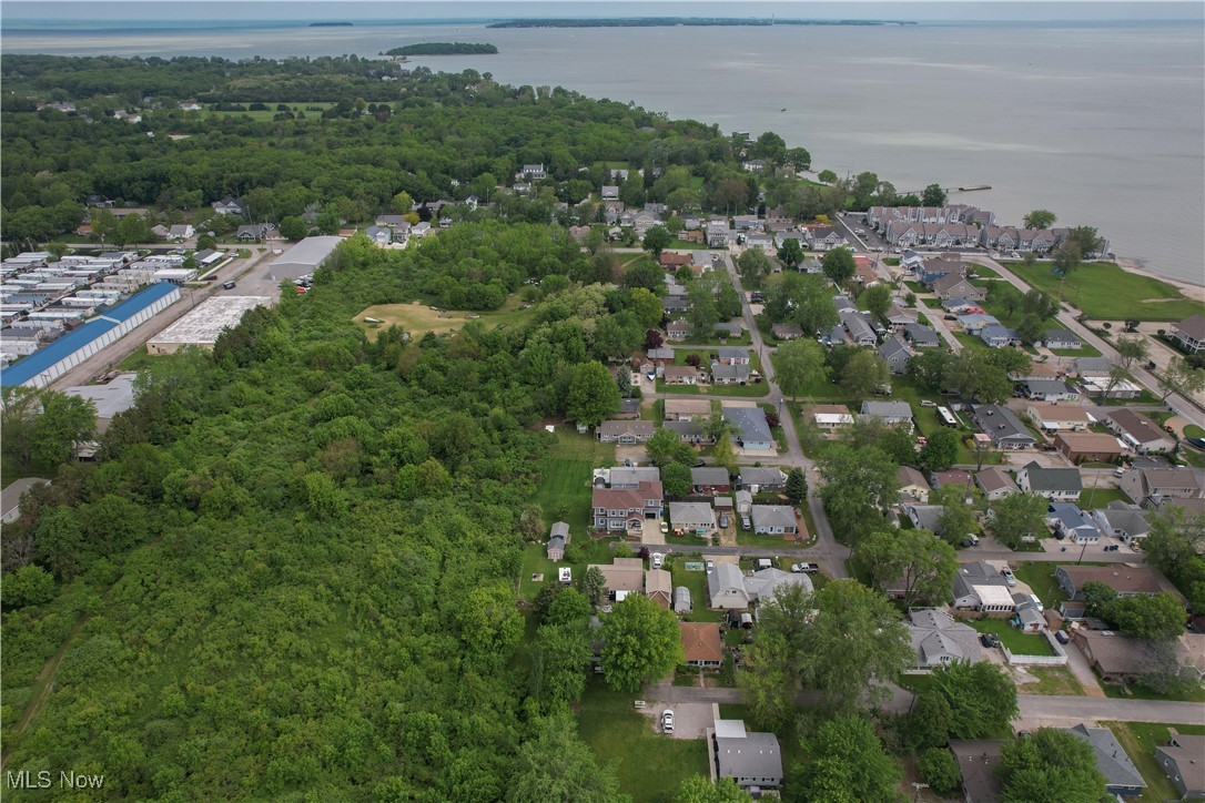 5813 E Gordon Shore Drive, Port Clinton, Ohio image 27
