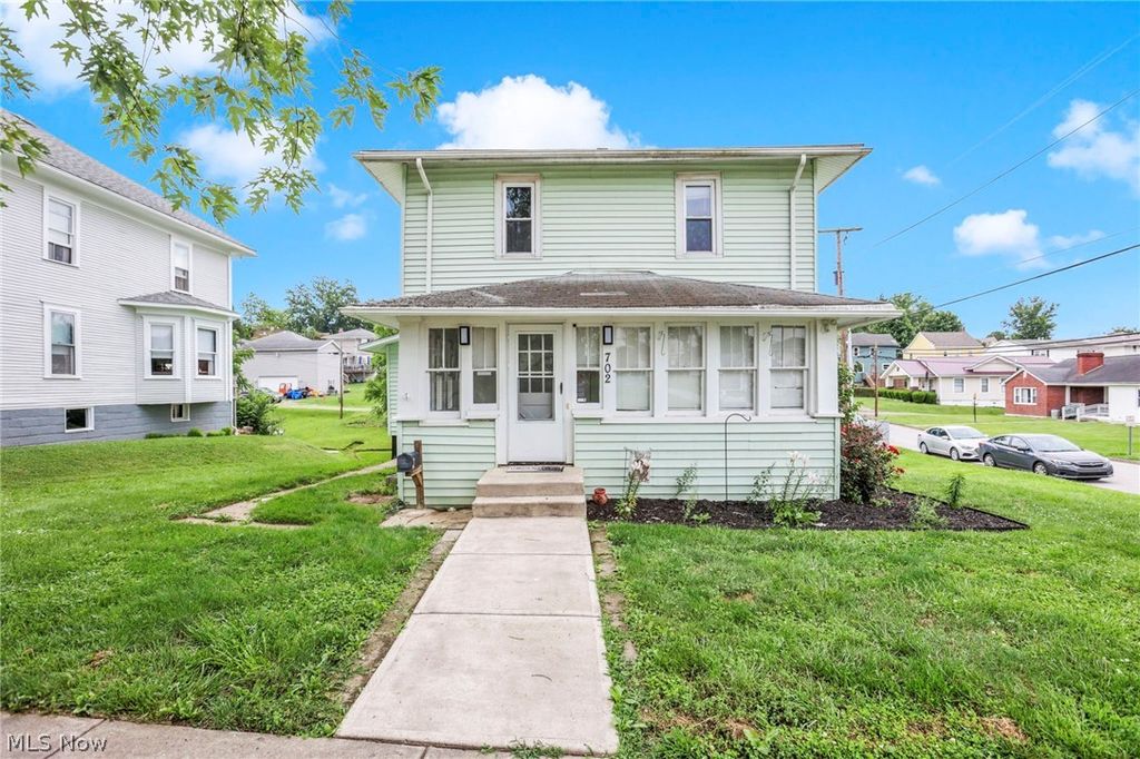 Photo of 702 16th Street, Cambridge, OH 43725 (MLS # 5221963)