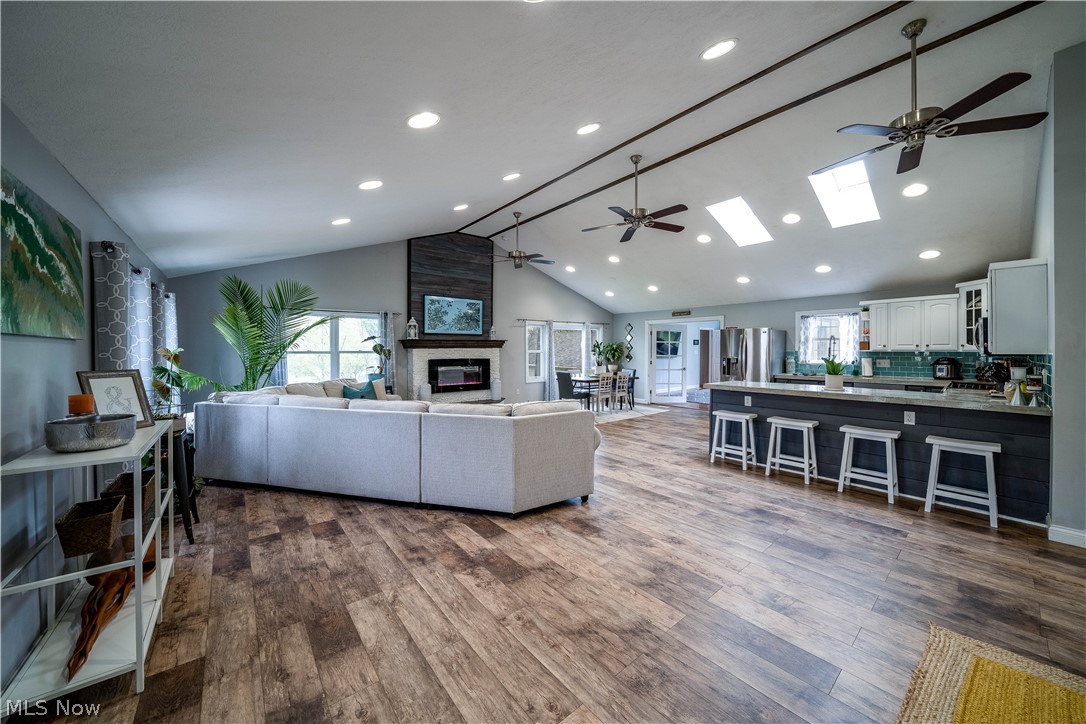 Silver Lake Little Farms - Residential