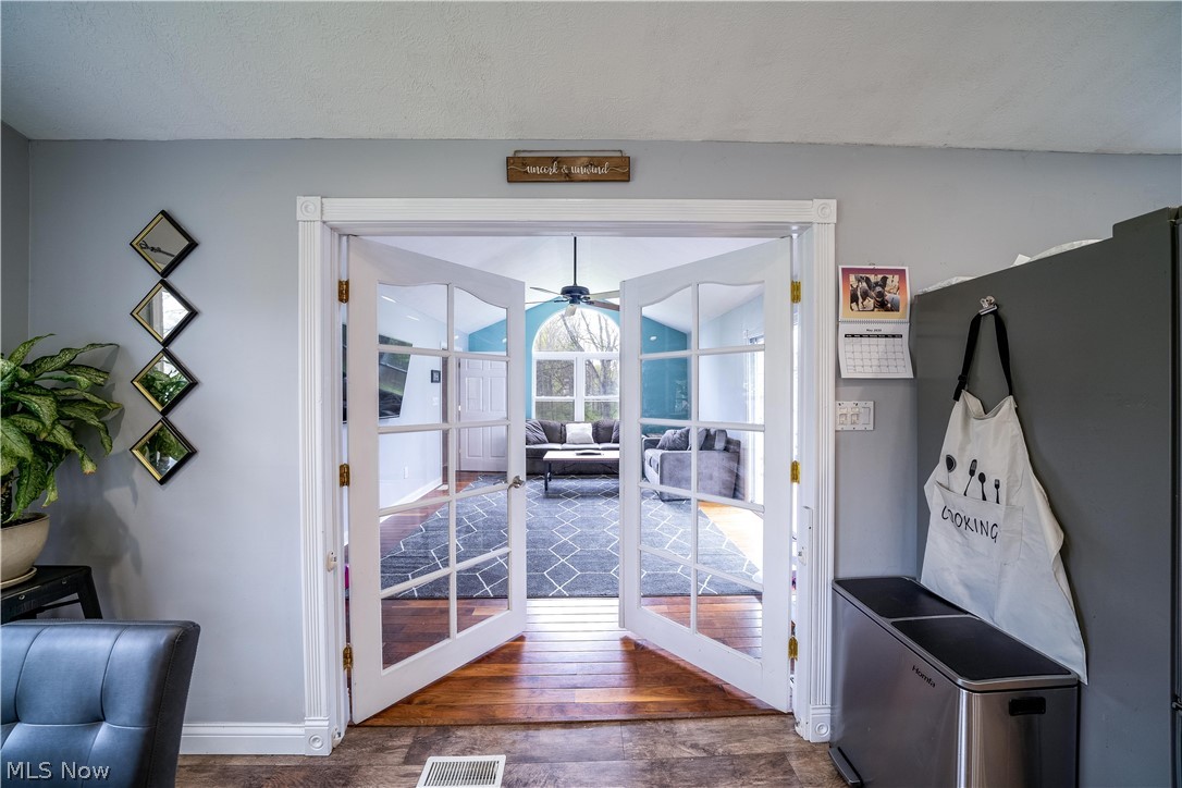 Silver Lake Little Farms - Residential