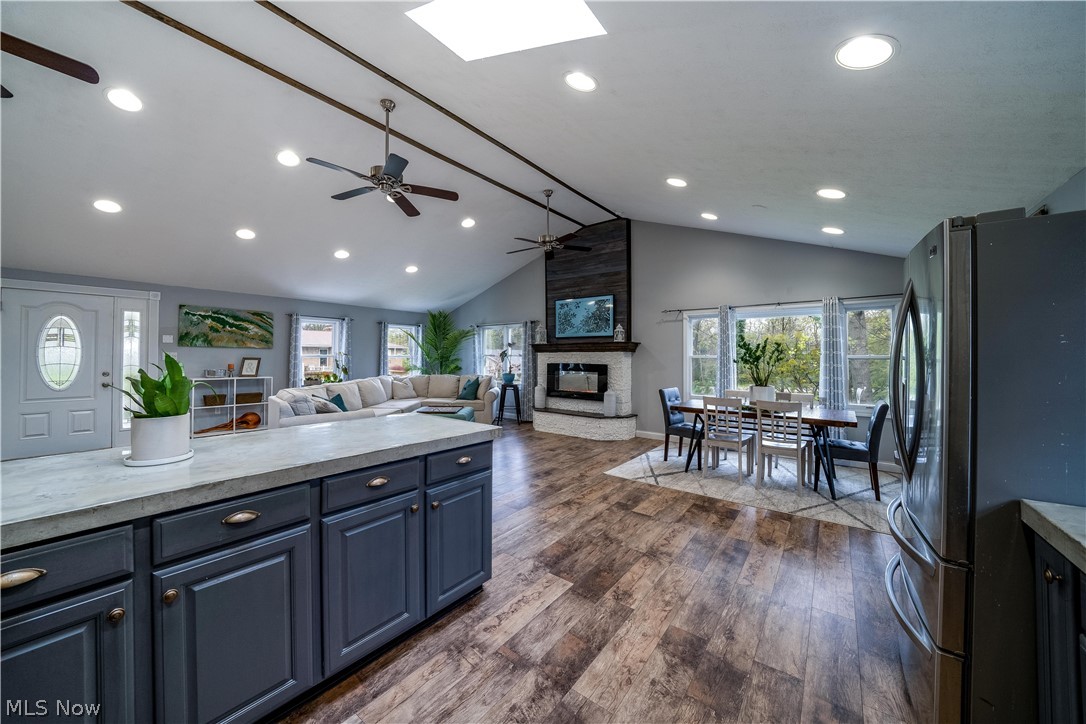 Silver Lake Little Farms - Residential