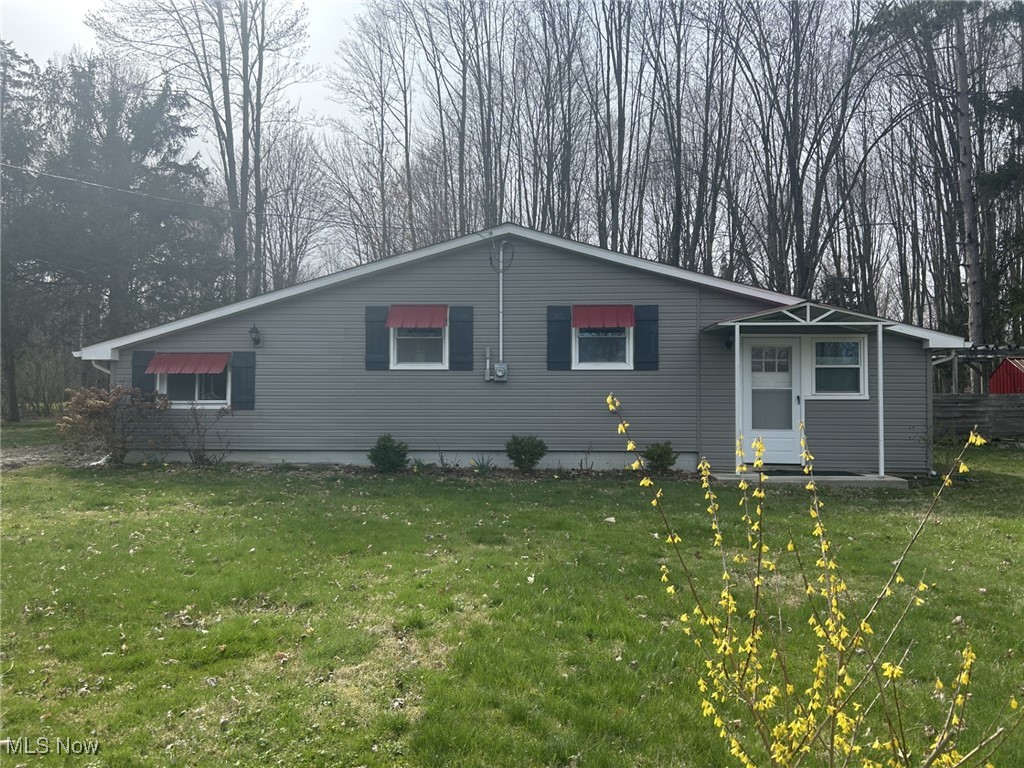 7823 Lakewood Drive, Williamsfield, Ohio image 1