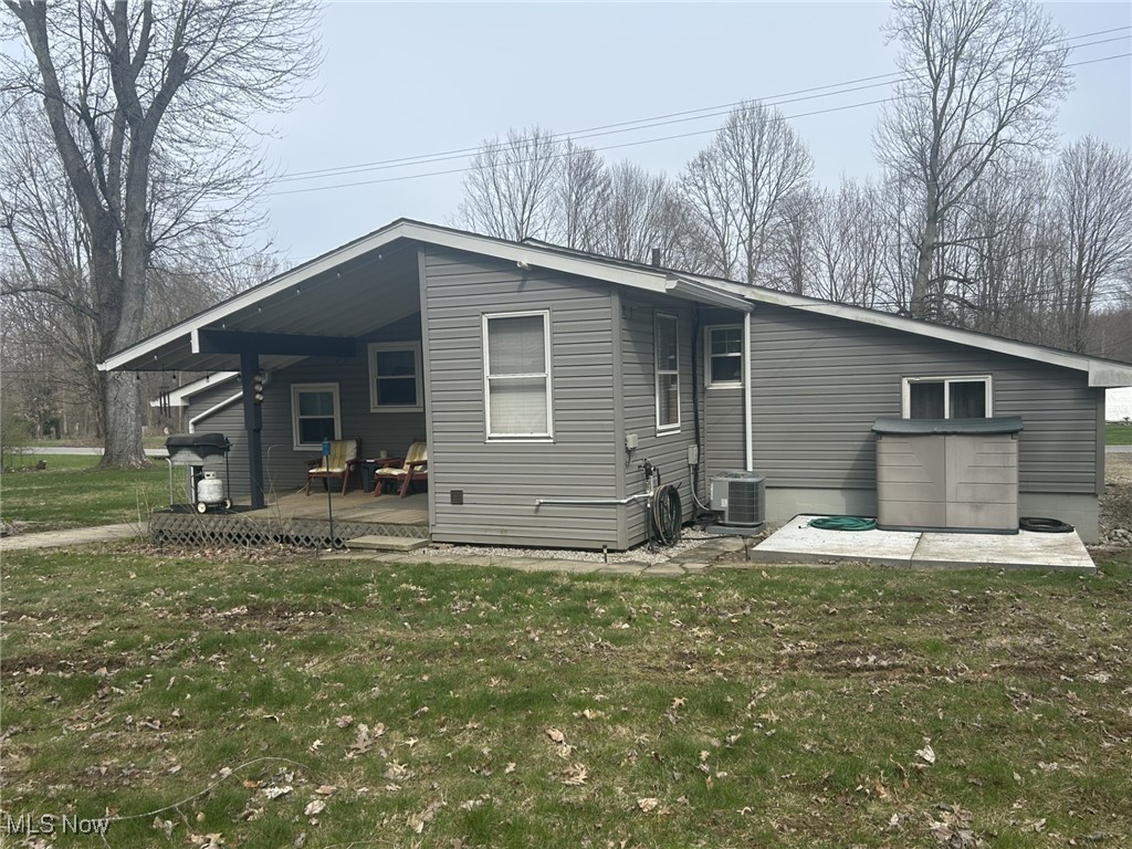 7823 Lakewood Drive, Williamsfield, Ohio image 16