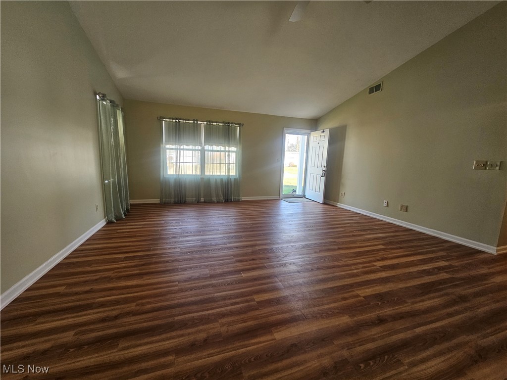 6807 Bellflower Court, Mentor, Ohio image 11