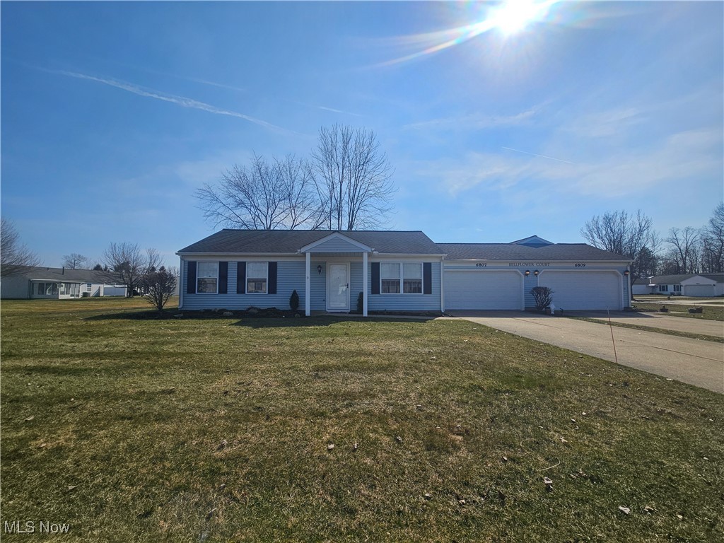 6807 Bellflower Court, Mentor, Ohio image 6