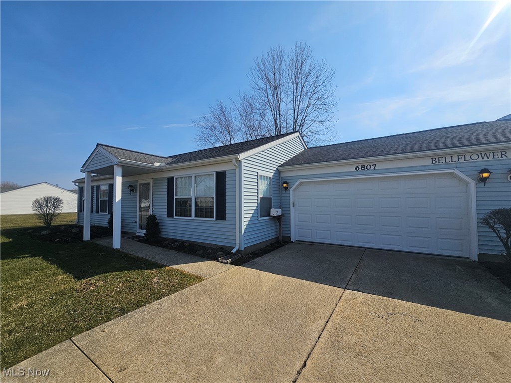 6807 Bellflower Court, Mentor, Ohio image 3
