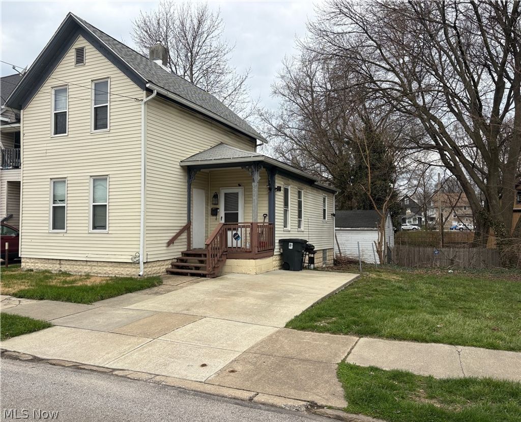 Photo of 361 Cross Street, Akron, OH 44311 (MLS # 5199395)
