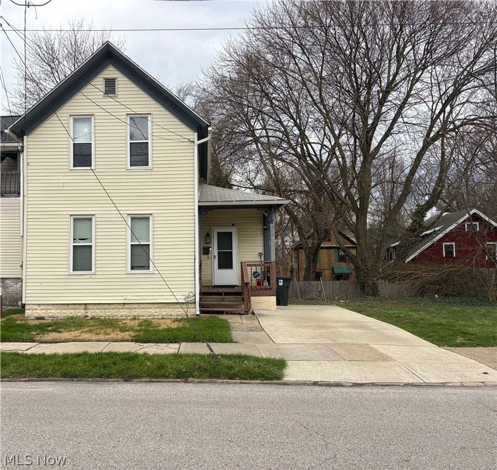 Photo of 361 Cross Street, Akron, OH 44311 (MLS # 5199395)