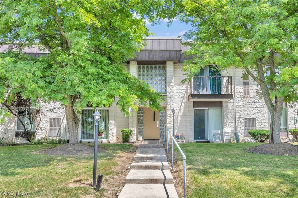 Photo of 8455 N Akins Road #E-8, North Royalton, OH 44133 (MLS # 5222560)