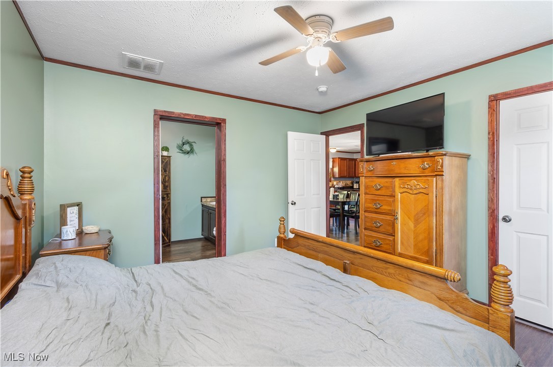 Village/Calais - Residential