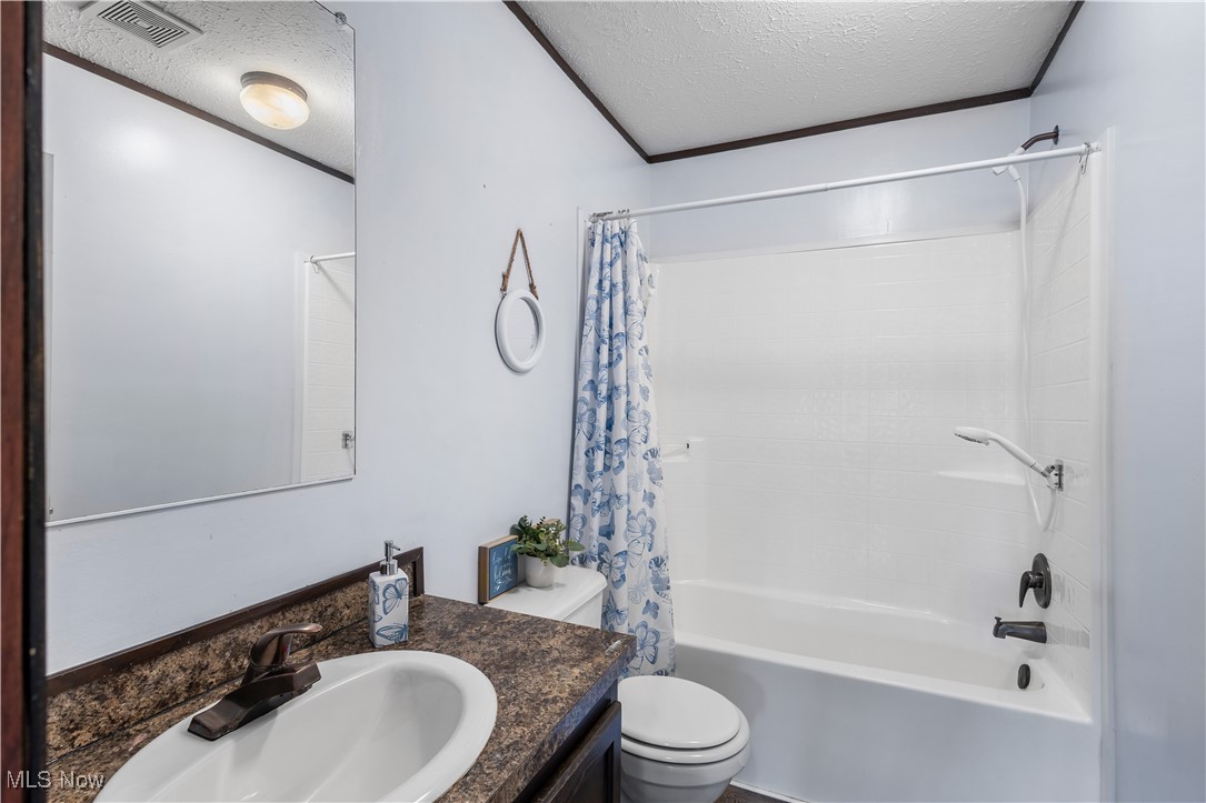 Village/Calais - Residential