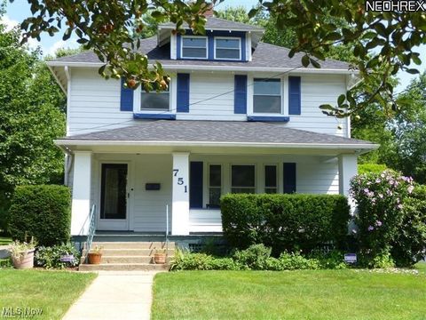 Apartment For Sale - 751 E Main Street<br/> Ravenna, OH 44266