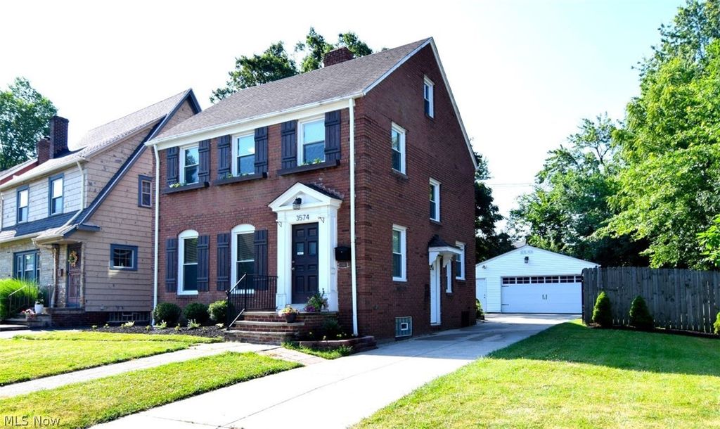 Photo of 3574 Farland Road, University Heights, OH 44118 (MLS # 5222349)