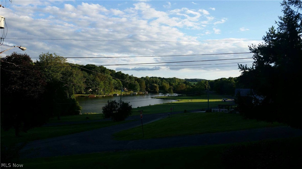 Lakeview 04 - Residential Lease