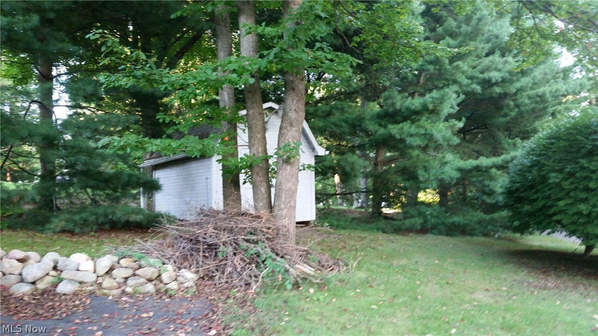 Lakeview 04 - Residential Lease