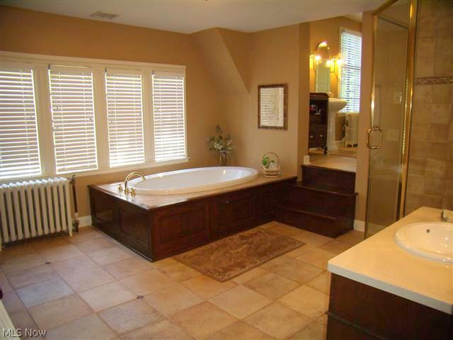 Ridgewood - Residential