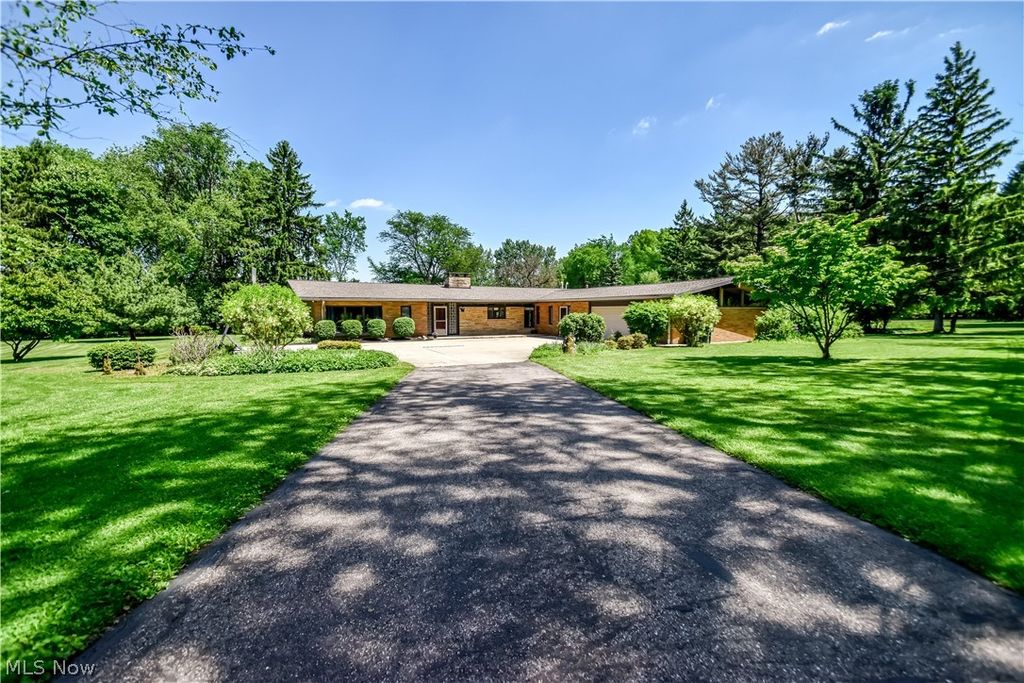 Photo of 28833 Clark Drive, Wickliffe, OH 44092 (MLS # 5213261)