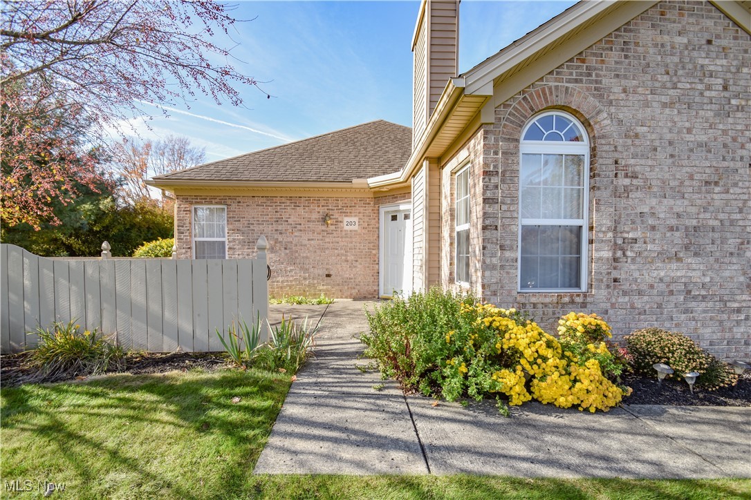 203 Willow Brook Drive, Warren, Ohio image 39