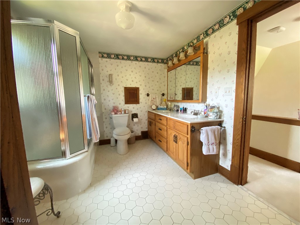 Village/Burton - Residential